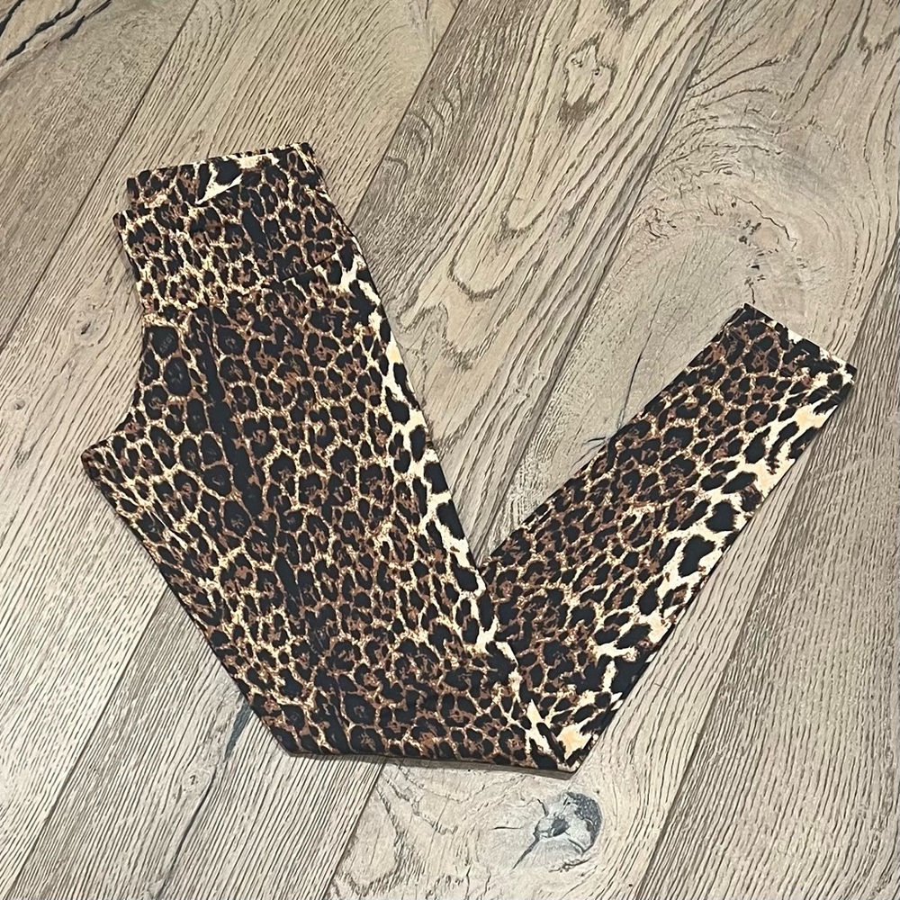Leopard Print | Animal Print Leggings Sz M